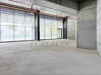 Commercial Shops - Not Furnished For Rent - Lusail - Al Kharayej