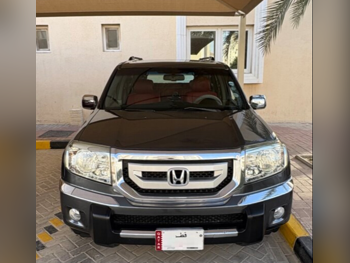 Honda Pilot EXL 2011 Automatic 104,300 Km 6 Cylinder All Wheel Drive (AWD) SUV Dark Gray
