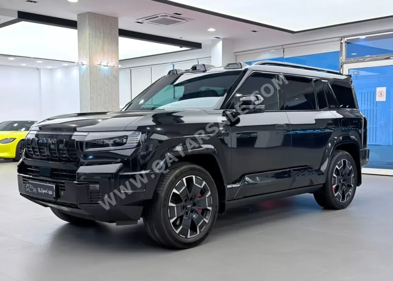 BYD  Leopard 8  2025  Automatic  32,000 Km  4 Cylinder  Four Wheel Drive (4WD)  SUV  Black