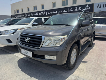 Toyota  Land Cruiser  G  2010  Automatic  445,000 Km  6 Cylinder  Four Wheel Drive (4WD)  SUV  Gray