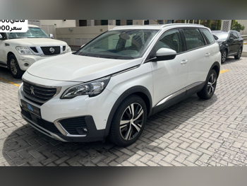 Peugeot  5008  2021  Automatic  107,000 Km  4 Cylinder  Front Wheel Drive (FWD)  SUV  Pearl