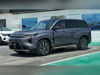 GAC  GS 8  2025  Automatic  0 Km  4 Cylinder  Four Wheel Drive (4WD)  SUV  Gray