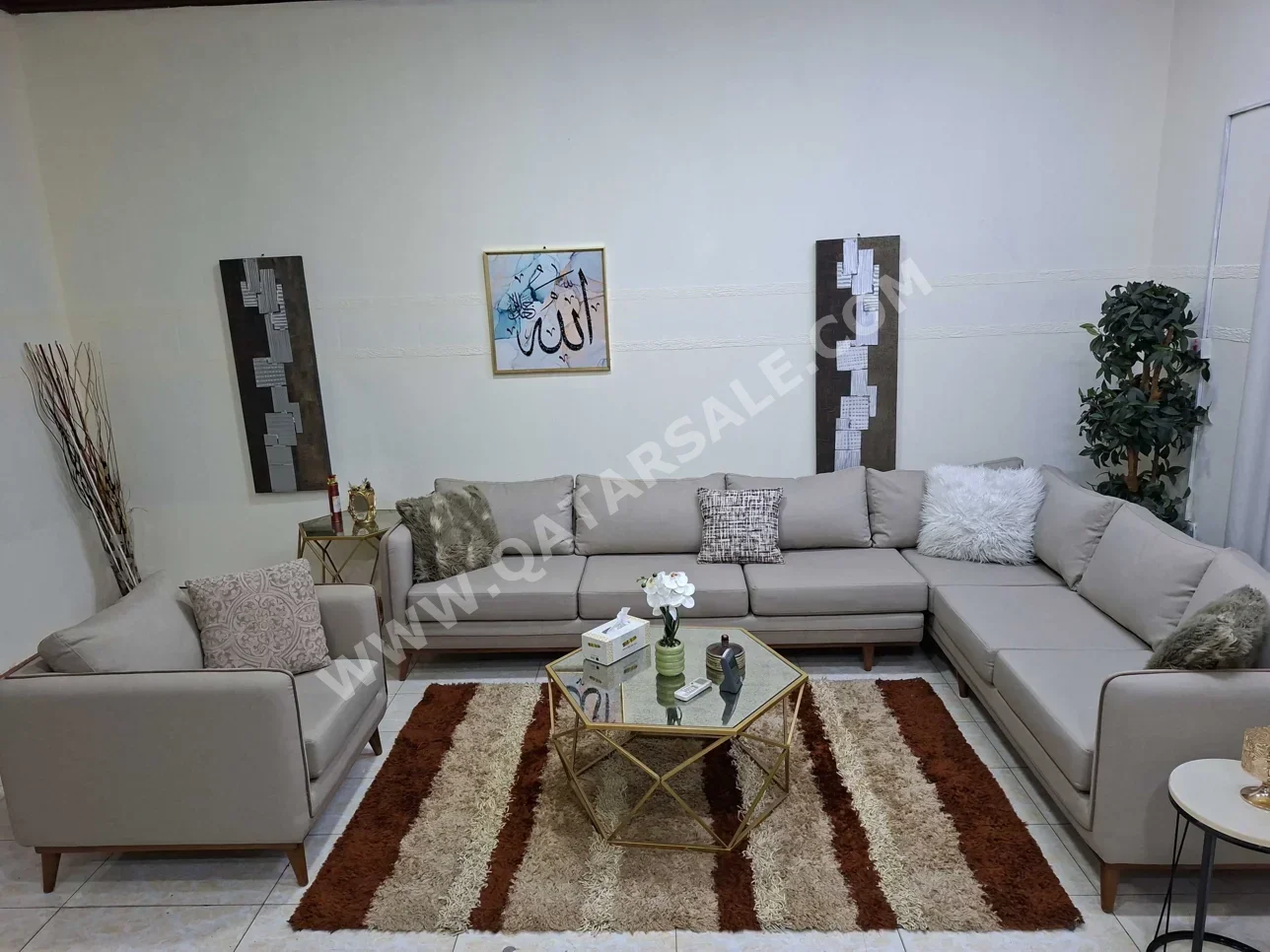 Sofas, Couches & Chairs Corner Sofas  - Beige