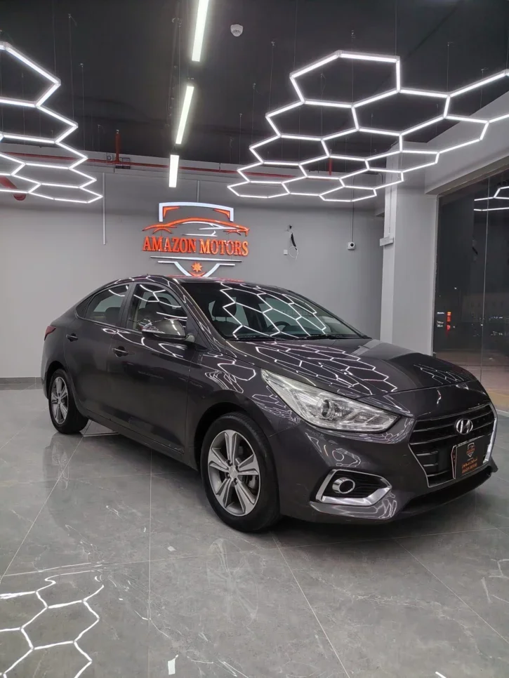 Hyundai  Accent  1.6  2021  Automatic  65,000 Km  4 Cylinder  Front Wheel Drive (FWD)  Sedan  Gray