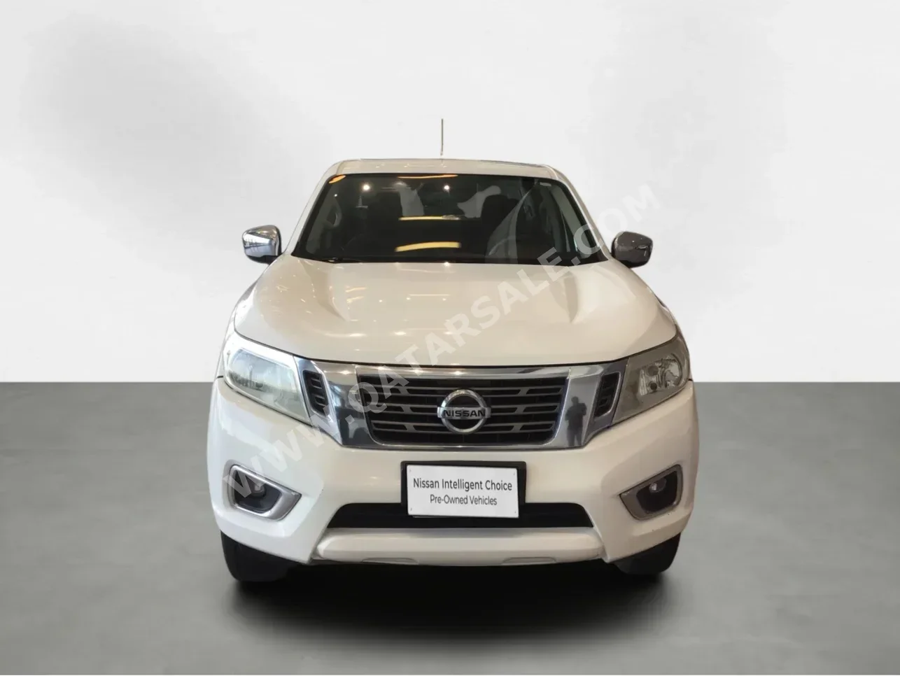 Nissan  Navara  LE  2020  Automatic  74,548 Km  4 Cylinder  Four Wheel Drive (4WD)  Pick Up  White