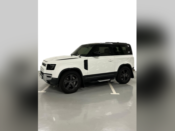 Land Rover  Defender  90 HSE  2021  Automatic  80,000 Km  6 Cylinder  Four Wheel Drive (4WD)  SUV  White