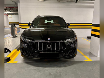 Maserati  Levante  SQ4  2018  Automatic  53,000 Km  6 Cylinder  Four Wheel Drive (4WD)  SUV  Black