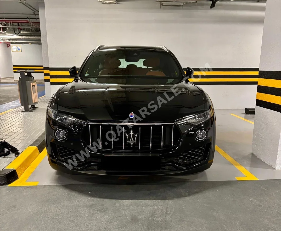 Maserati  Levante  SQ4  2018  Automatic  53,000 Km  6 Cylinder  Four Wheel Drive (4WD)  SUV  Black