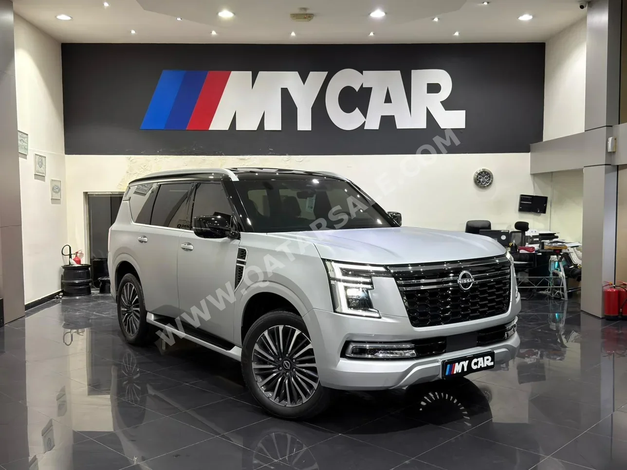 Nissan  Patrol  Platinum  2025  Automatic  25,000 Km  6 Cylinder  Four Wheel Drive (4WD)  SUV  Silver Matte  With Warranty