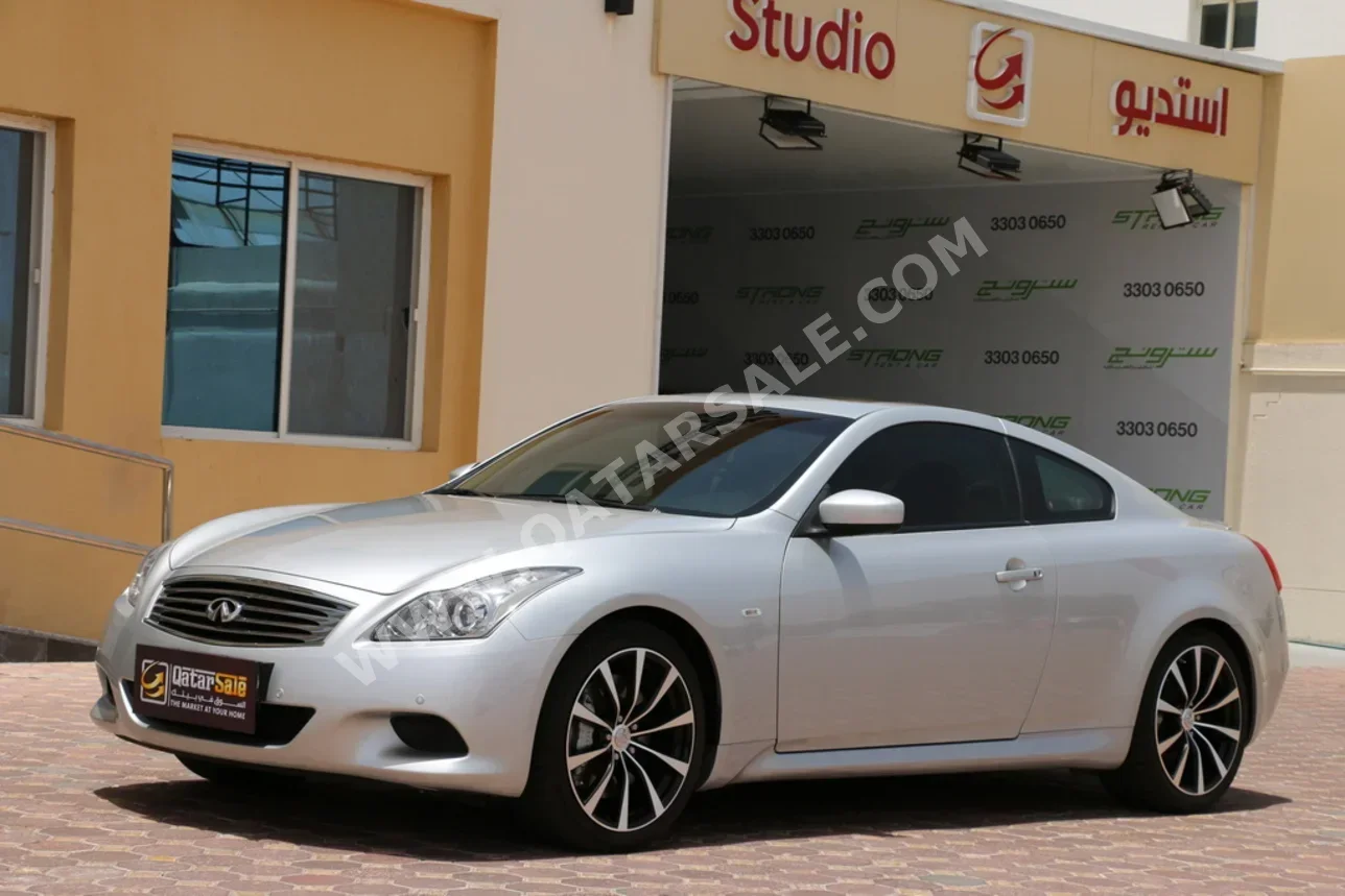 Infiniti  G  37S  2009  Automatic  4,700 Km  6 Cylinder  All Wheel Drive (AWD)  Coupe / Sport  Silver