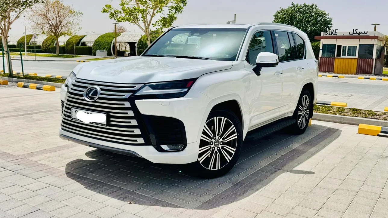 Lexus LX 600 Luxury 2026 Automatic 0 Km 6 Cylinder Four Wheel Drive (4WD) SUV White With Warranty