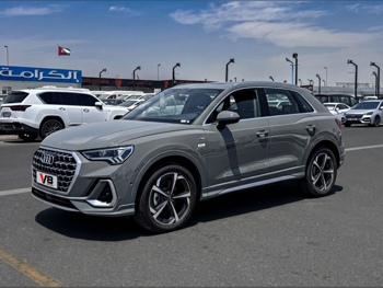 Audi Q3 35 TFSI 2025 Automatic 0 Km 4 Cylinder Front Wheel Drive (FWD) SUV Carpathian grey