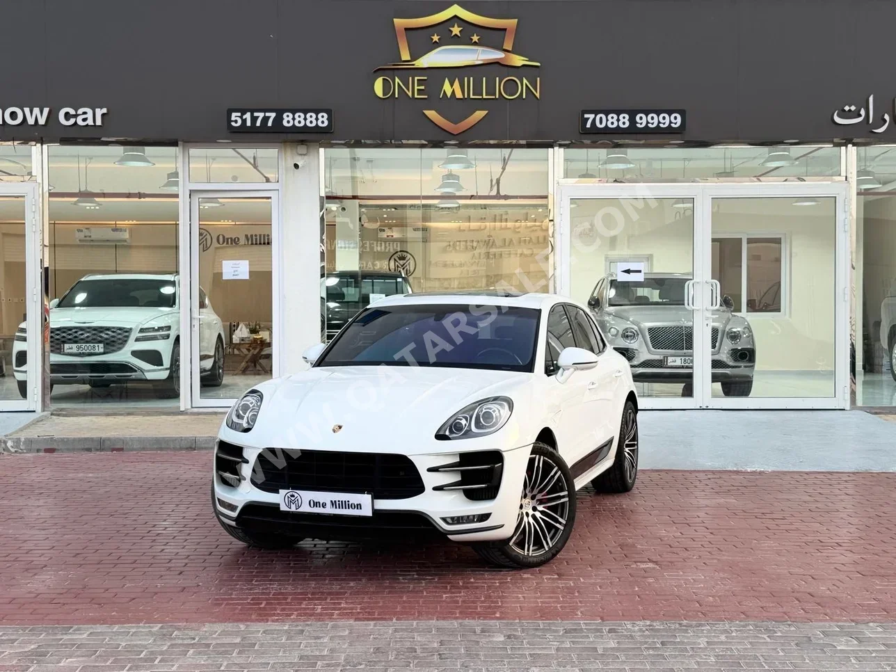 Porsche  Macan  Turbo  2015  Automatic  270,000 Km  6 Cylinder  Four Wheel Drive (4WD)  Hatchback  White  With Warranty