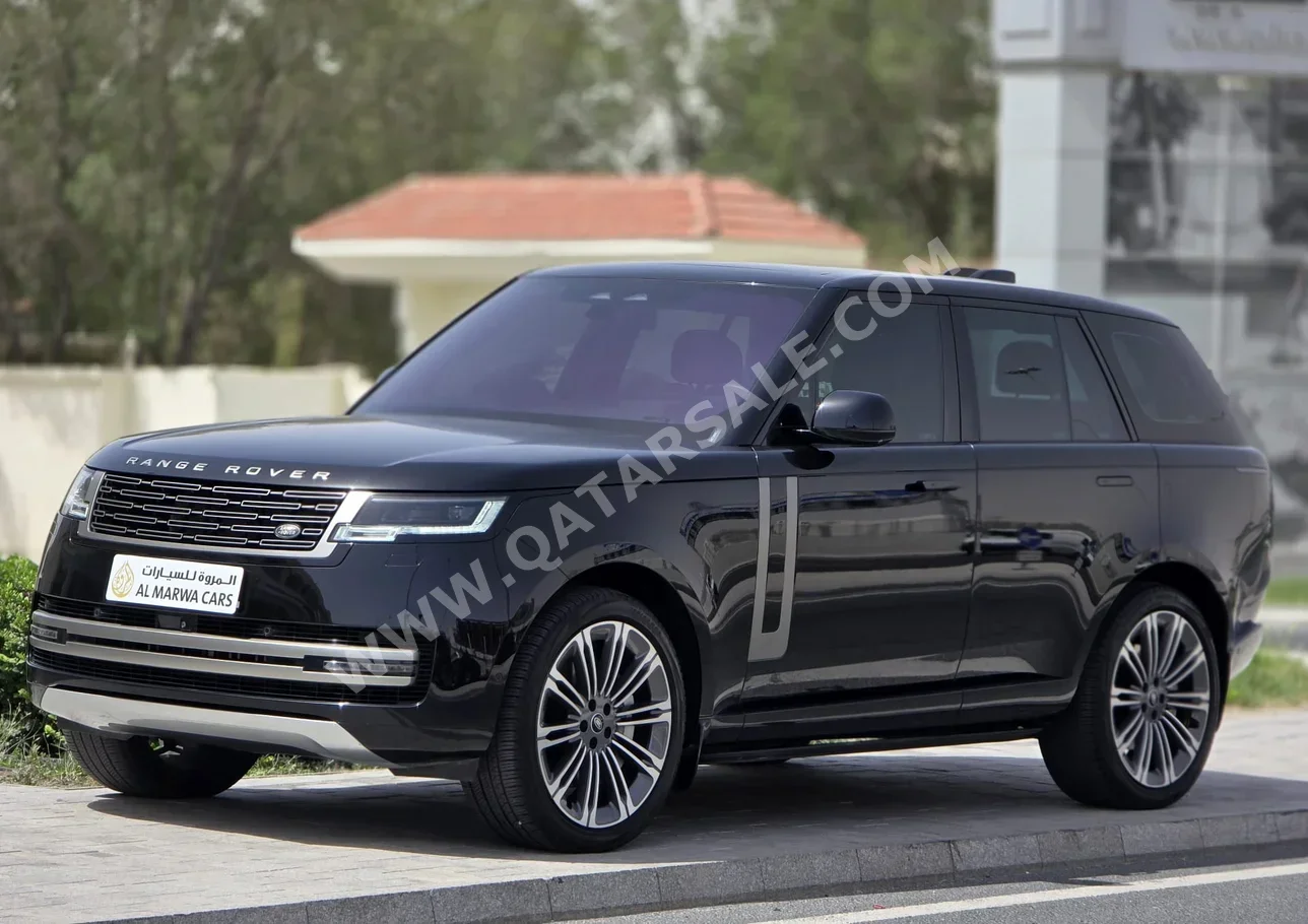 Land Rover  Range Rover  Vogue HSE  2023  Automatic  35,000 Km  8 Cylinder  Four Wheel Drive (4WD)  SUV  Black  With Warranty