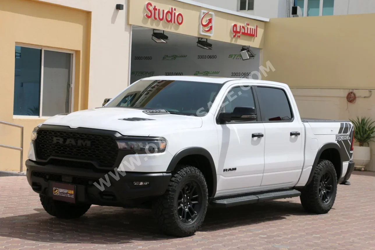 Dodge  Ram  Rebel  2025  Automatic  35,000 Km  8 Cylinder  Four Wheel Drive (4WD)  Pick Up  White  With Warranty