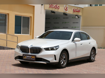 BMW 5-Series 520i 2024 Automatic 37,000 Km 4 Cylinder Rear Wheel Drive (RWD) Sedan White With Warranty