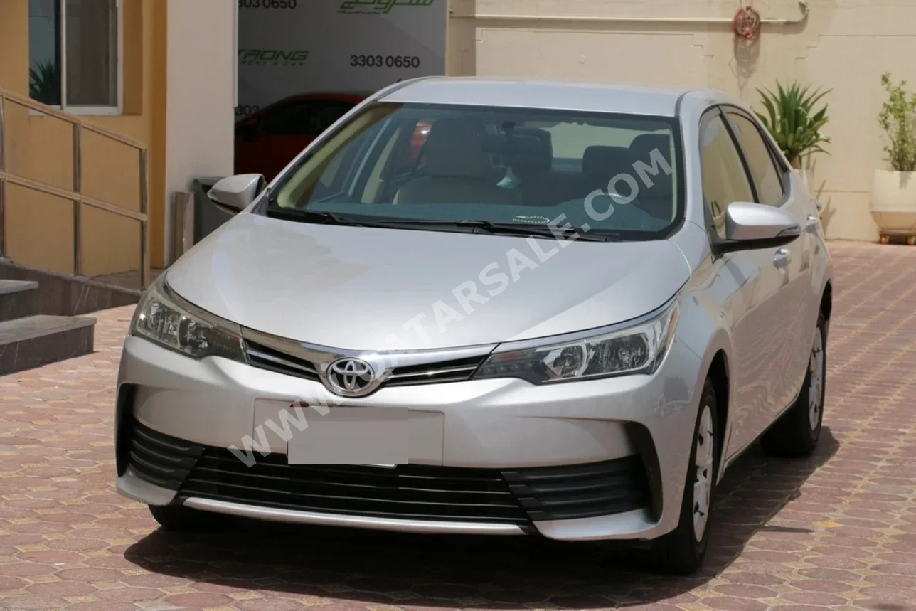 Toyota Corolla XLI 2017 Automatic 172,000 Km 4 Cylinder Front Wheel Drive (FWD) Sedan Silver