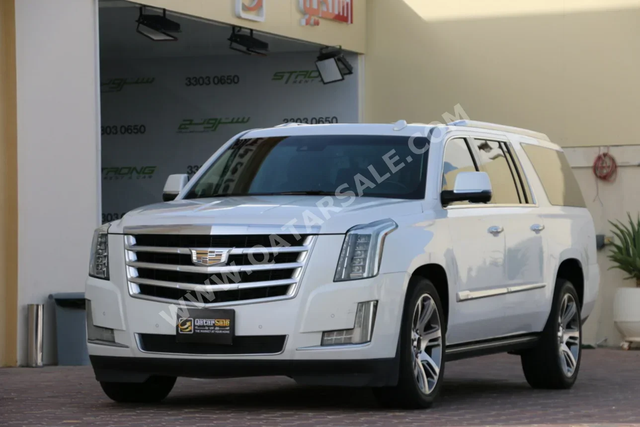 Cadillac  Escalade  2016  Automatic  180,000 Km  8 Cylinder  Four Wheel Drive (4WD)  SUV  White