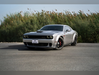 Dodge  Challenger  SRT Hellcat Redeye Widebody  2015  Manual  110,000 Km  8 Cylinder  Rear Wheel Drive (RWD)  Coupe / Sport  Gray
