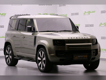Land Rover  Defender  110 HSE  2020  Automatic  127,000 Km  6 Cylinder  Four Wheel Drive (4WD)  SUV  Green
