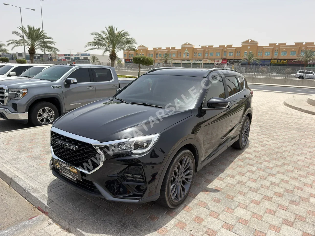 Jetour X70 2025 Automatic 43,000 Km 4 Cylinder Four Wheel Drive (4WD) SUV Black With Warranty