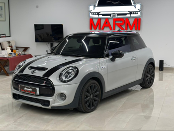 Mini  Cooper  S  2020  Automatic  30,000 Km  4 Cylinder  Front Wheel Drive (FWD)  Hatchback  Gray