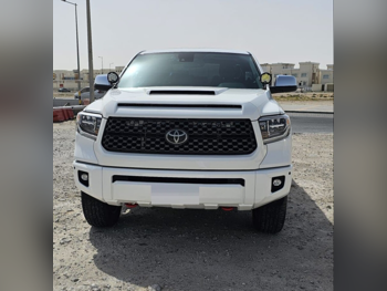 Toyota Tundra Platinum 2020 Automatic 136,000 Km 8 Cylinder Four Wheel Drive (4WD) Pick Up White