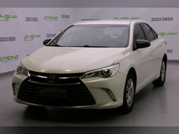 Toyota Camry GL 2016 Automatic 140,000 Km 4 Cylinder Front Wheel Drive (FWD) Sedan White