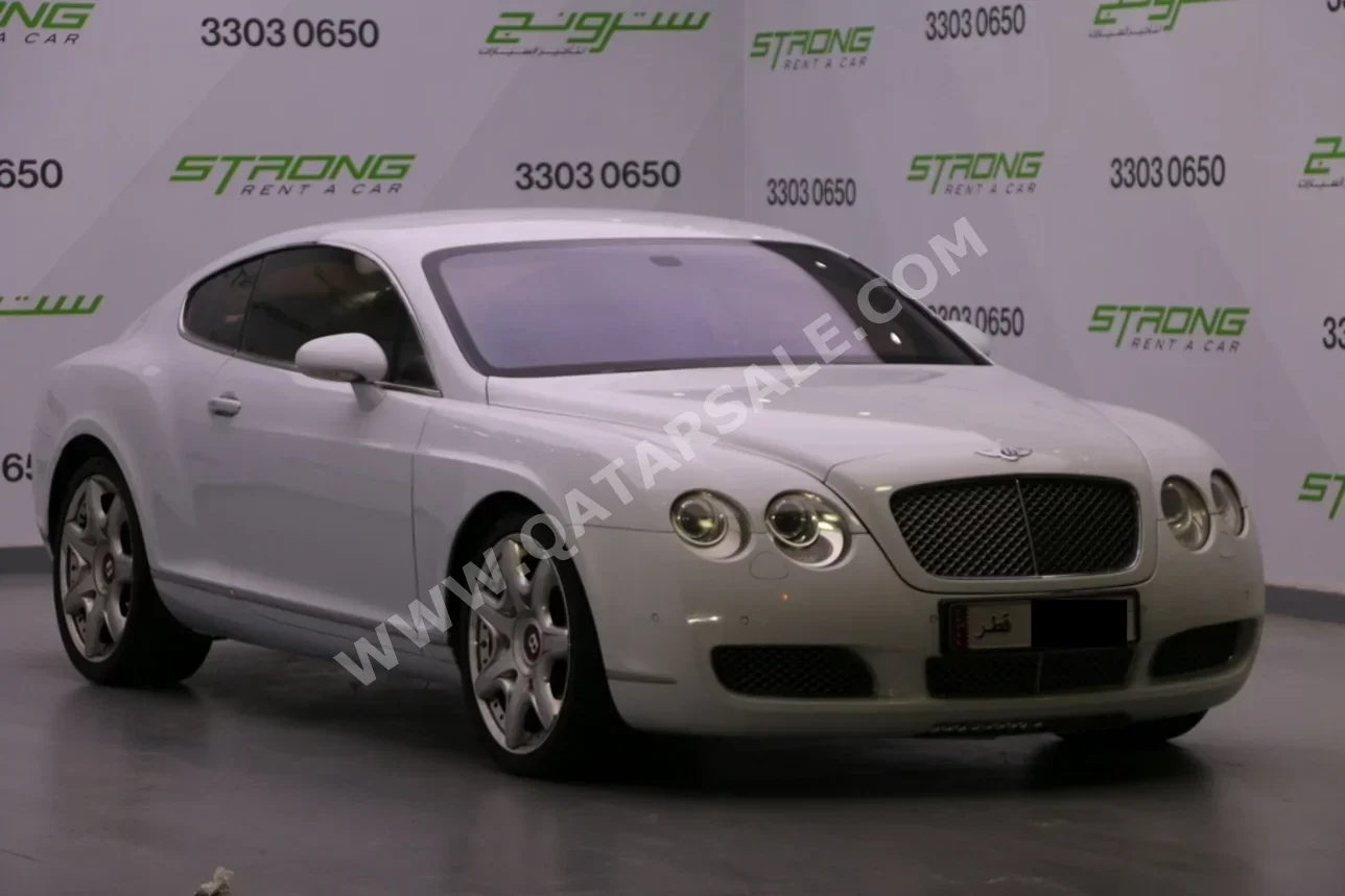 بنتلي  كونتيننتل  جي تي  2006  اوتوماتيك  105,000 كم  12 سلندر  دفع كلي مستمر  كوبيه \ سبورت  أبيض