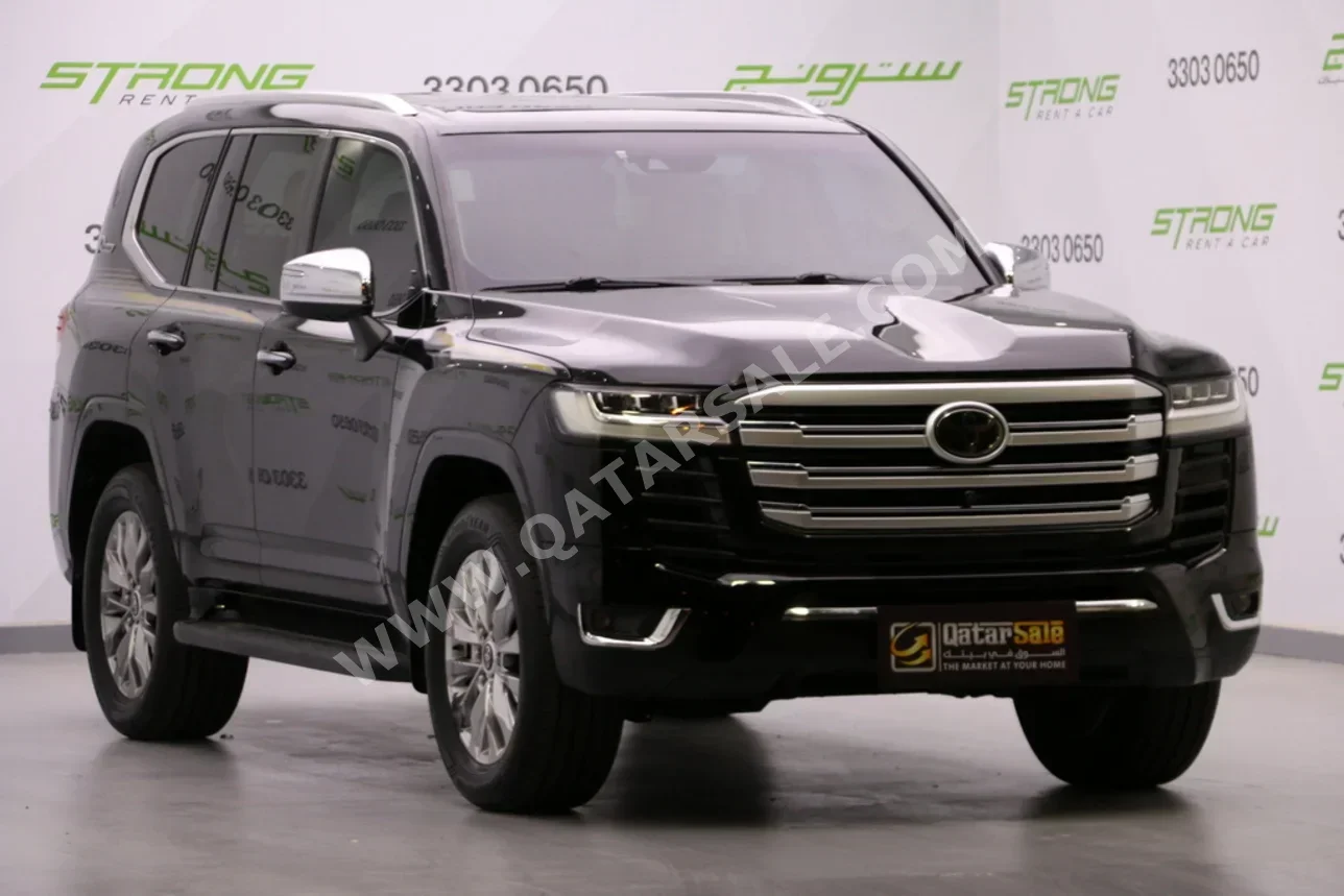 Toyota  Land Cruiser  VXR Twin Turbo  2022  Automatic  137,000 Km  6 Cylinder  Four Wheel Drive (4WD)  SUV  Black
