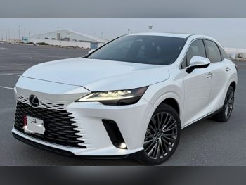 لكزس ار اكس 350 2024 اوتوماتيك 4,700 كم 4 سلندر دفع رباعي اس يو في أبيض لؤلؤي تحت الضمان
