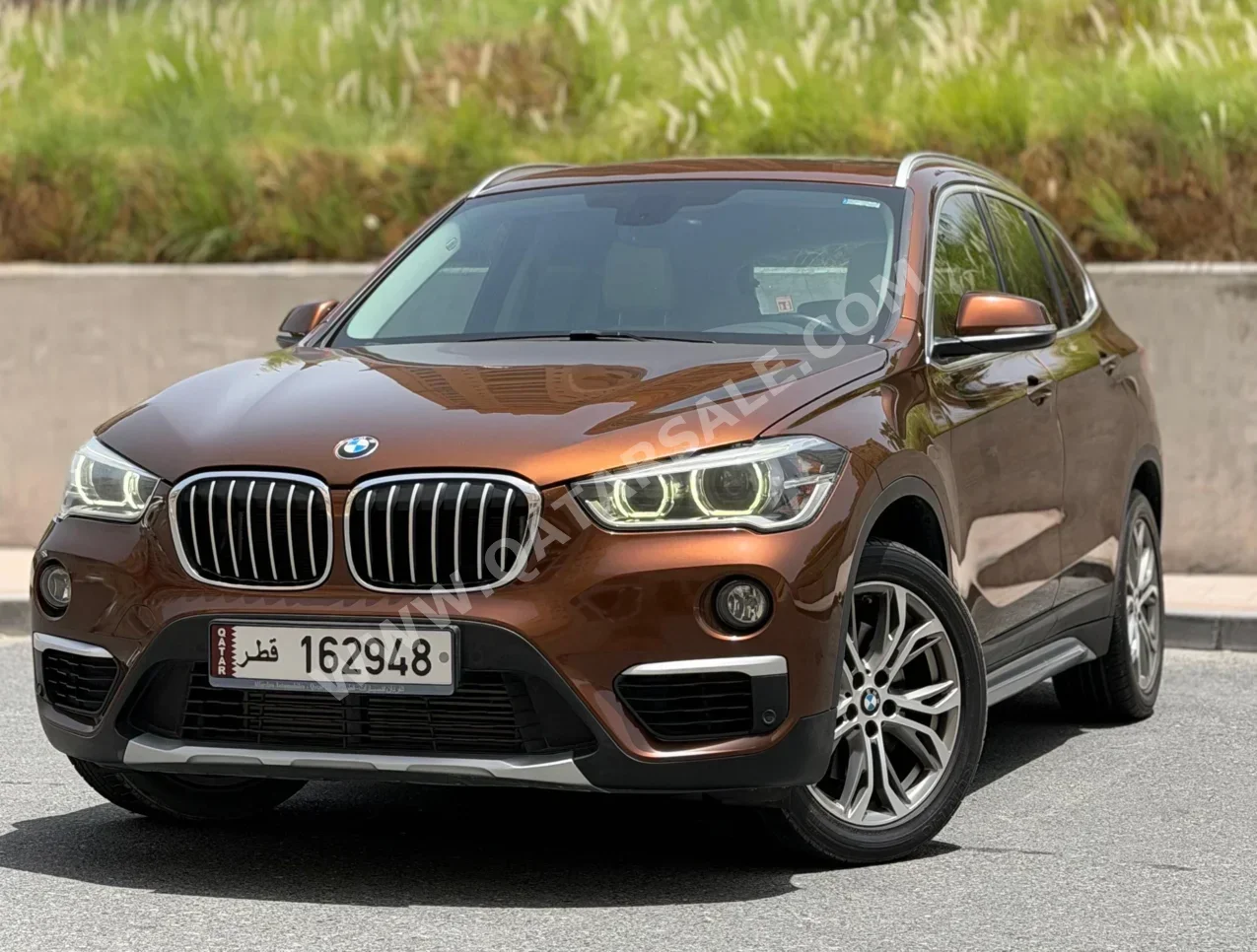 BMW X-Series X1 2017 Automatic 64,000 Km 4 Cylinder Four Wheel Drive (4WD) SUV Beige and Brown