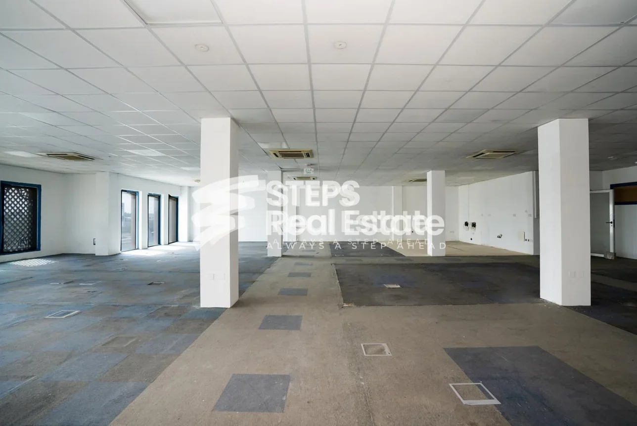 Commercial Offices - Not Furnished - Doha - Fereej Al Nasr