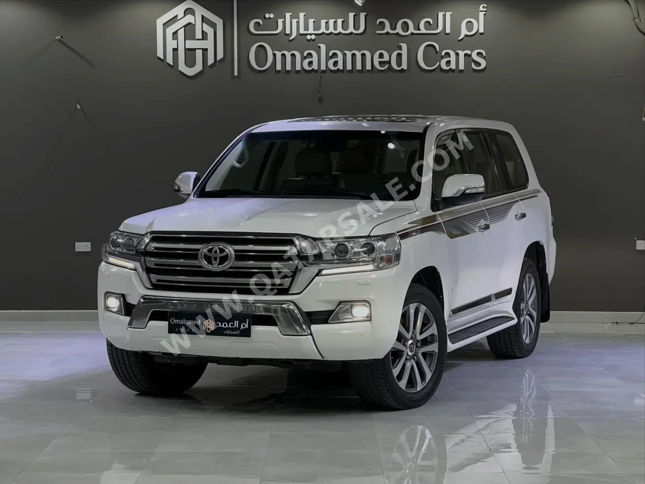 Toyota  Land Cruiser  GXR  2016  Automatic  339,000 Km  6 Cylinder  Four Wheel Drive (4WD)  SUV  White