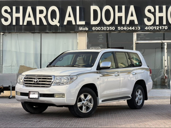 Toyota  Land Cruiser  VXR  2009  Automatic  283,000 Km  8 Cylinder  Four Wheel Drive (4WD)  SUV  White