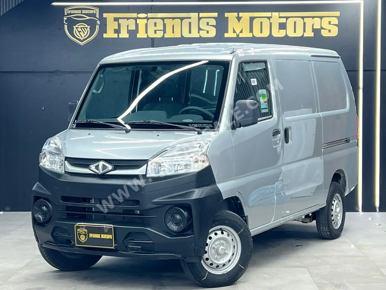 CMC Veryca 2025 Manual 0 Km 4 Cylinder Rear Wheel Drive (RWD) Van / Bus Gray With Warranty