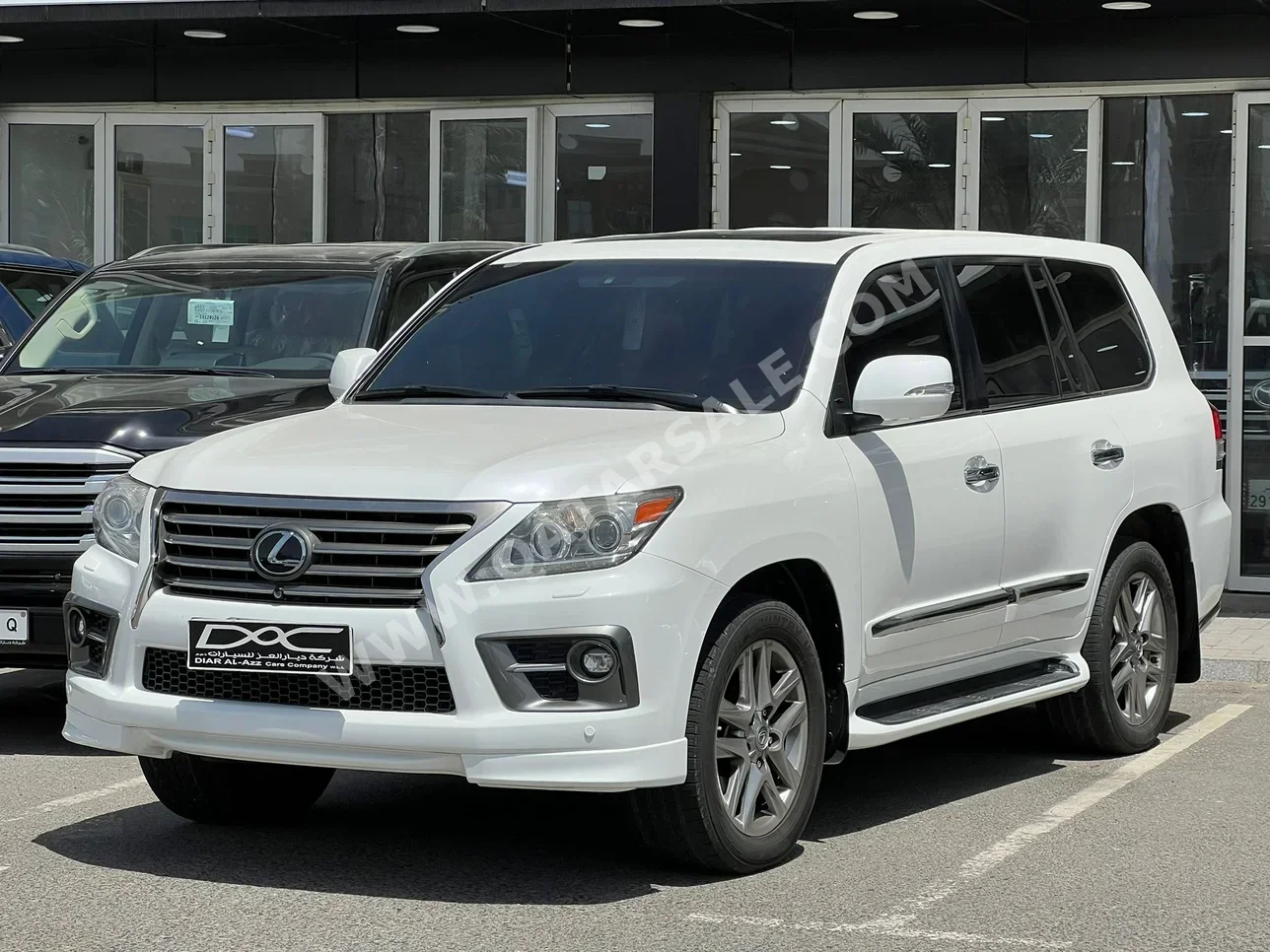 Lexus LX 570 S 2014 Automatic 190,000 Km 8 Cylinder Four Wheel Drive (4WD) SUV White