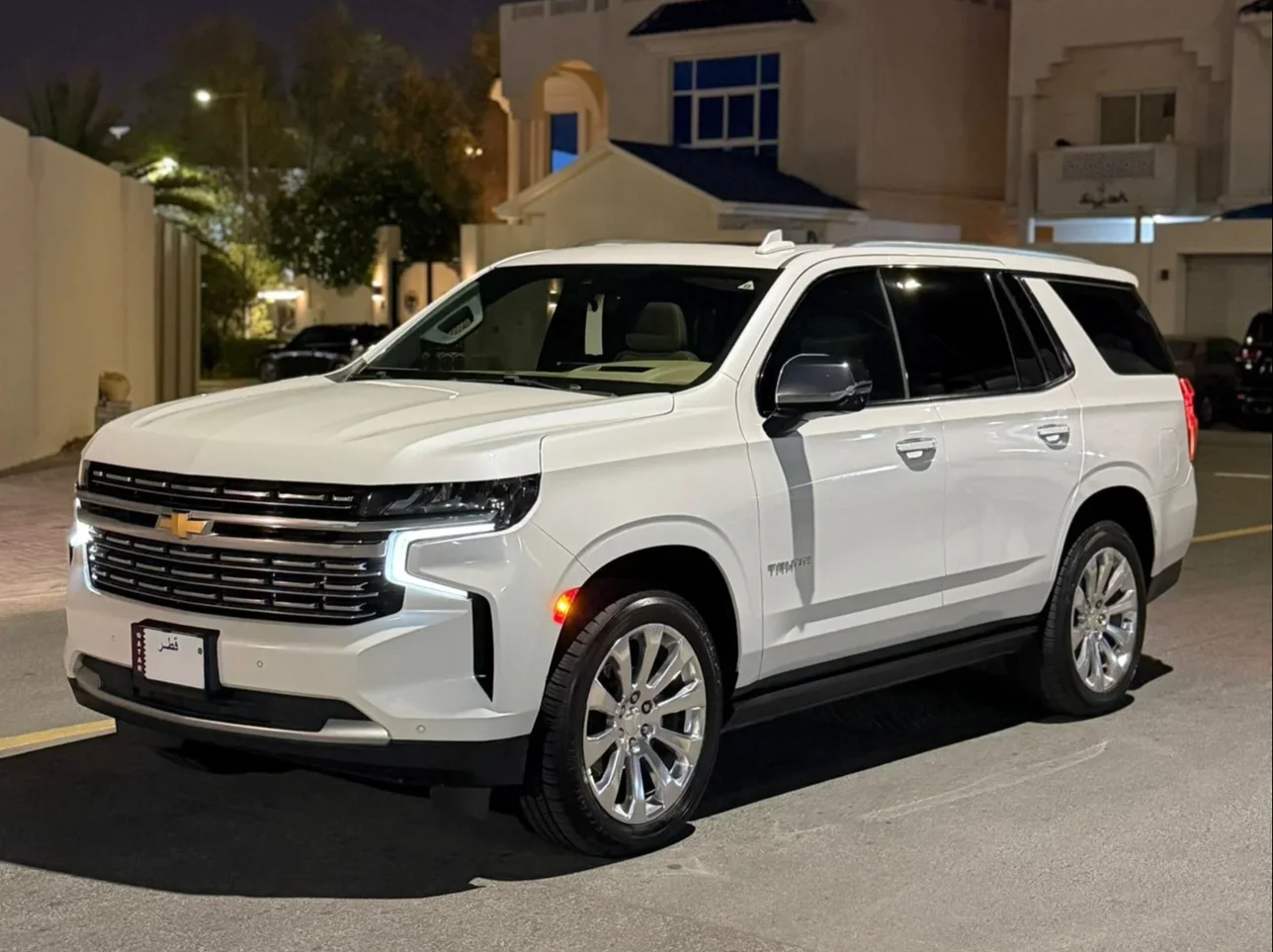 Chevrolet  Tahoe  Premier  2022  Automatic  97,000 Km  8 Cylinder  Four Wheel Drive (4WD)  SUV  White