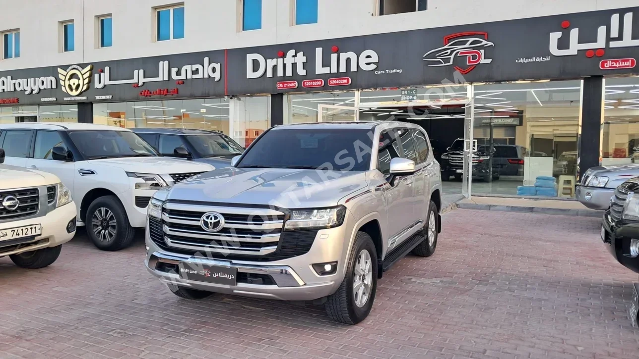 Toyota  Land Cruiser  GXR Twin Turbo  2024  Automatic  50,000 Km  6 Cylinder  Four Wheel Drive (4WD)  SUV  Silver  With Warranty