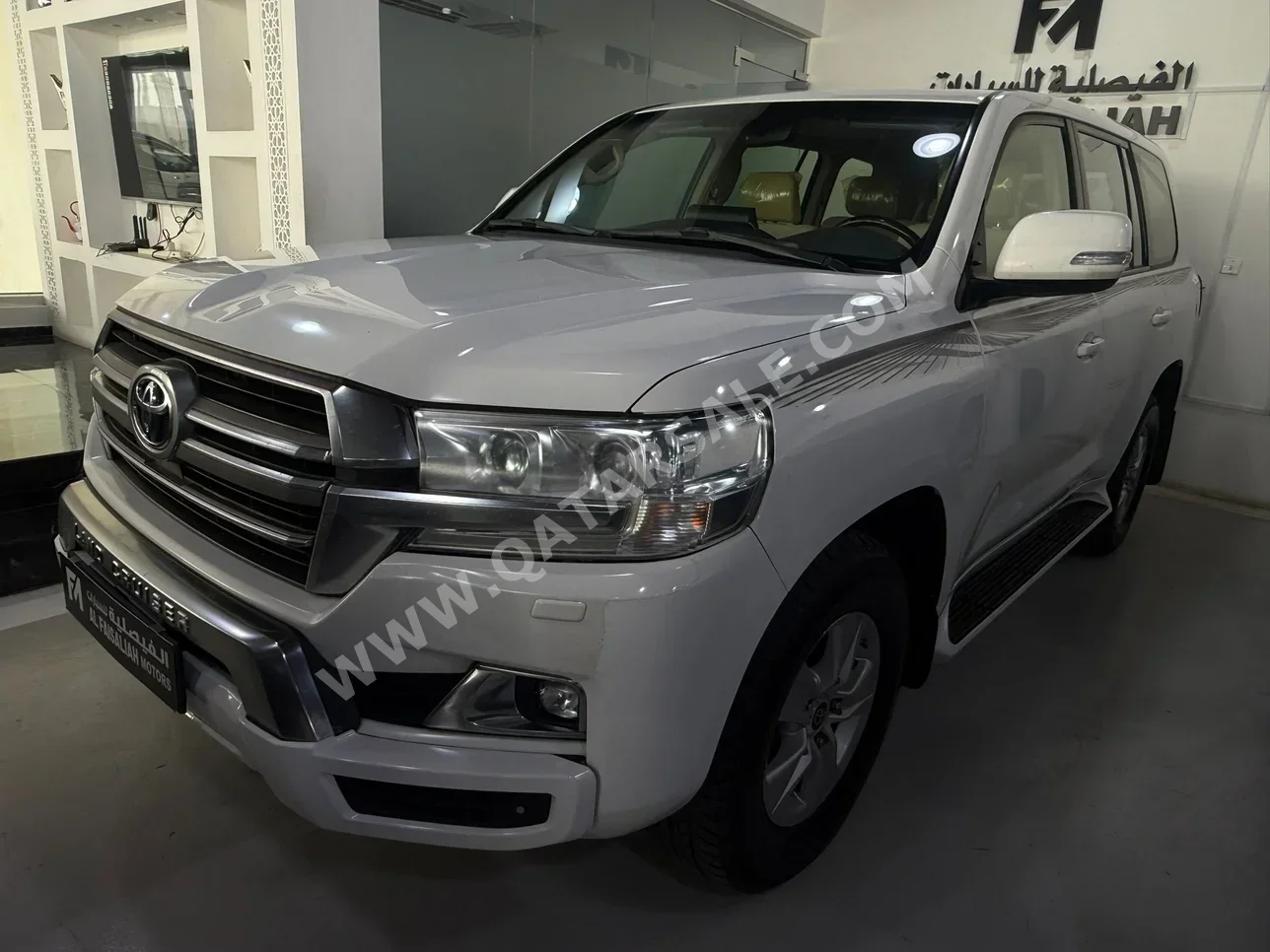 Toyota Land Cruiser GXR 2019 Automatic 361,000 Km 6 Cylinder Four Wheel Drive (4WD) SUV White