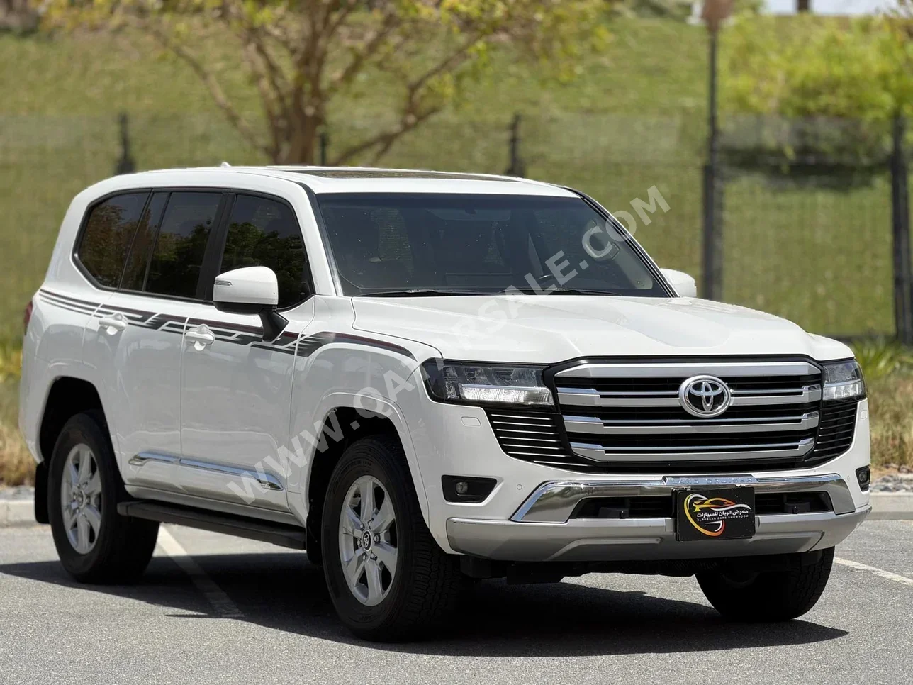 Toyota  Land Cruiser  GXR  2023  Automatic  104,000 Km  6 Cylinder  Four Wheel Drive (4WD)  SUV  White