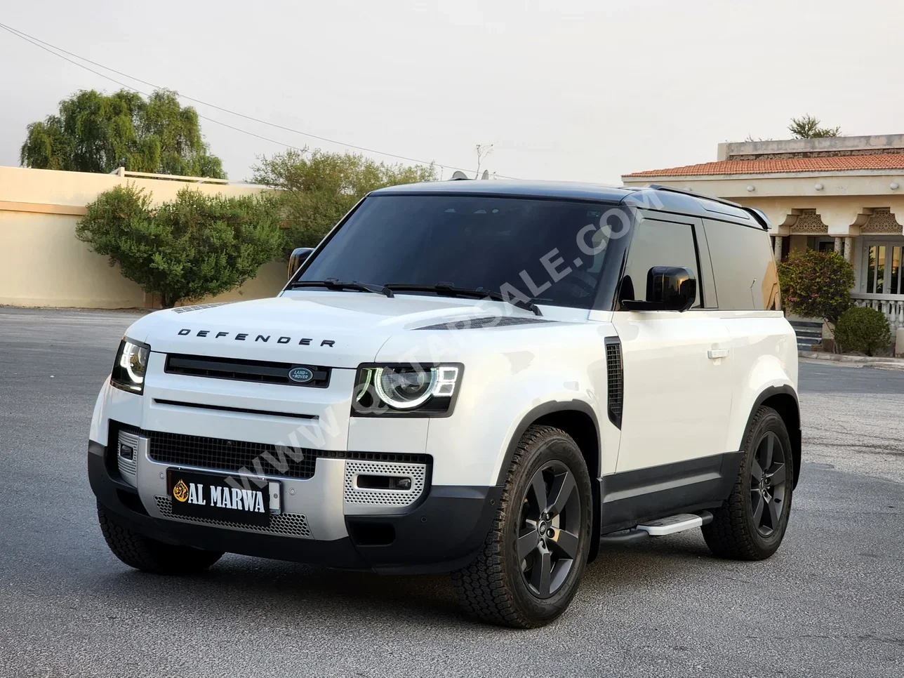 Land Rover Defender 90 HSE 2023 Automatic 54,000 Km 6 Cylinder Four Wheel Drive (4WD) SUV White With Warranty
