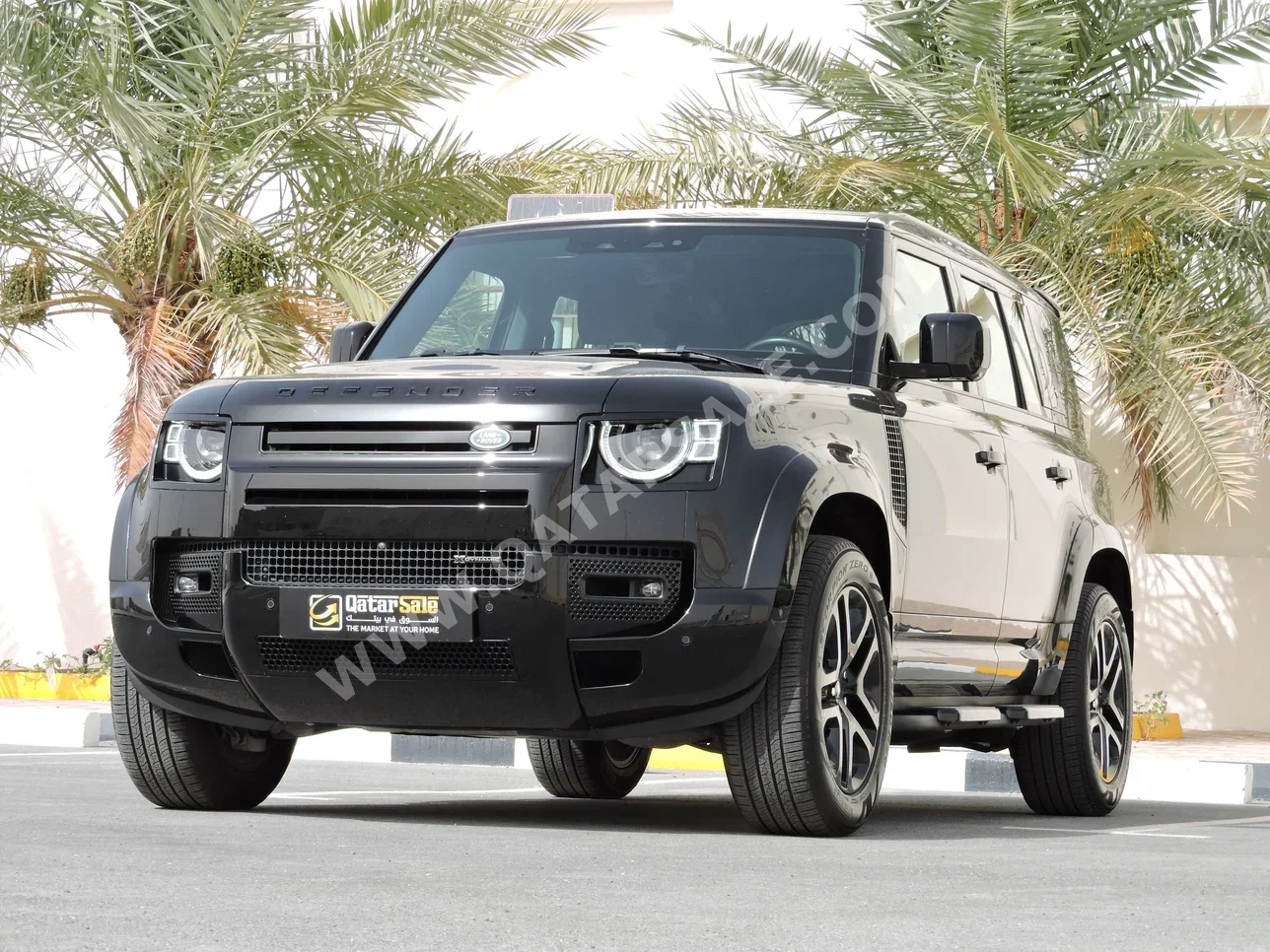 Land Rover  Defender  110 X Dynamic  2023  Automatic  60,000 Km  6 Cylinder  Four Wheel Drive (4WD)  SUV  Black  With Warranty