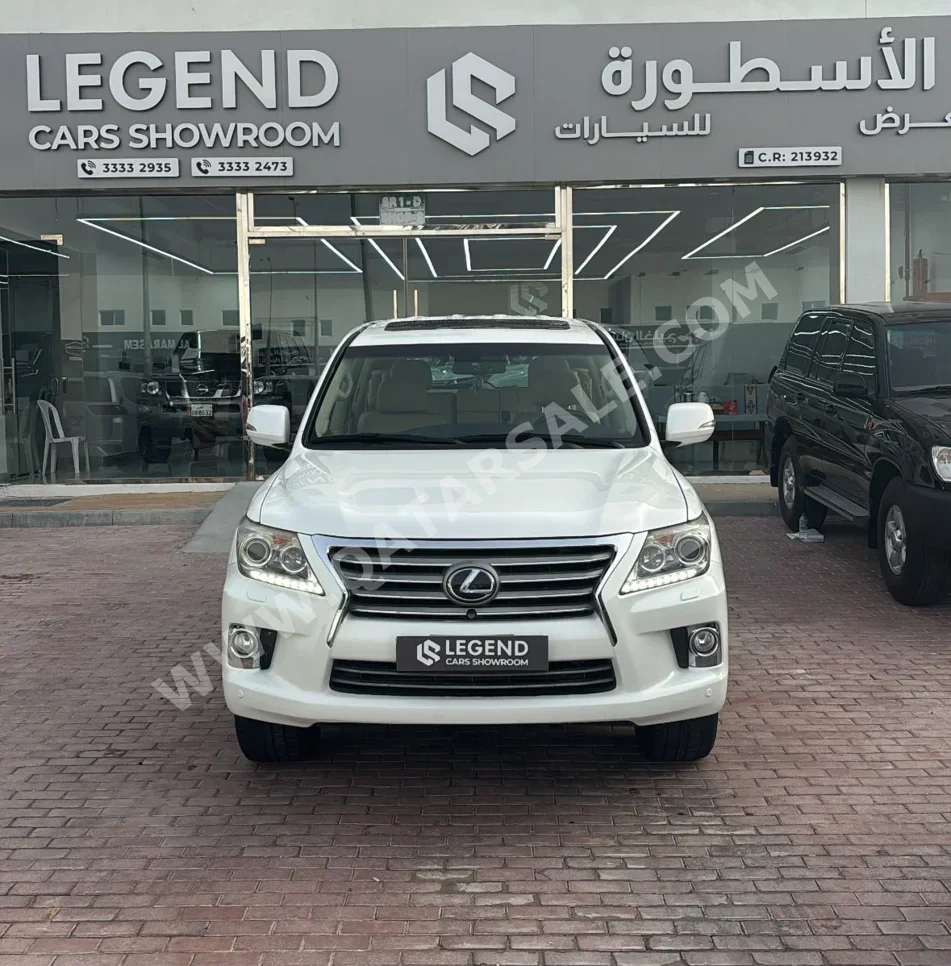 لكزس ال اكس 570 2012 اوتوماتيك 400,000 كم 8 سلندر دفع رباعي اس يو في أبيض