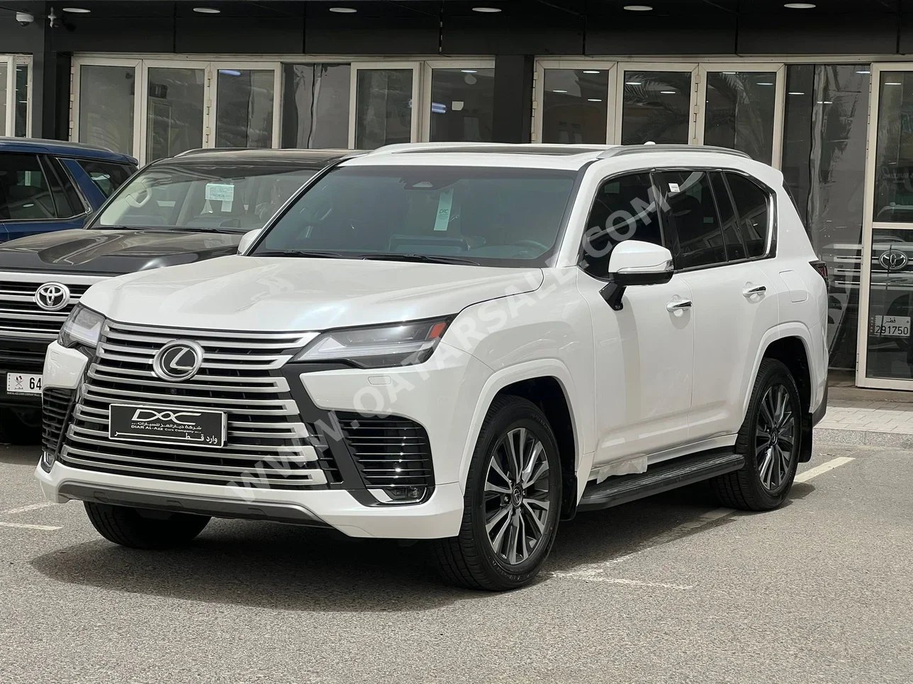 Lexus  LX  600 Luxury  2026  Automatic  1,000 Km  6 Cylinder  Four Wheel Drive (4WD)  SUV  White  With Warranty