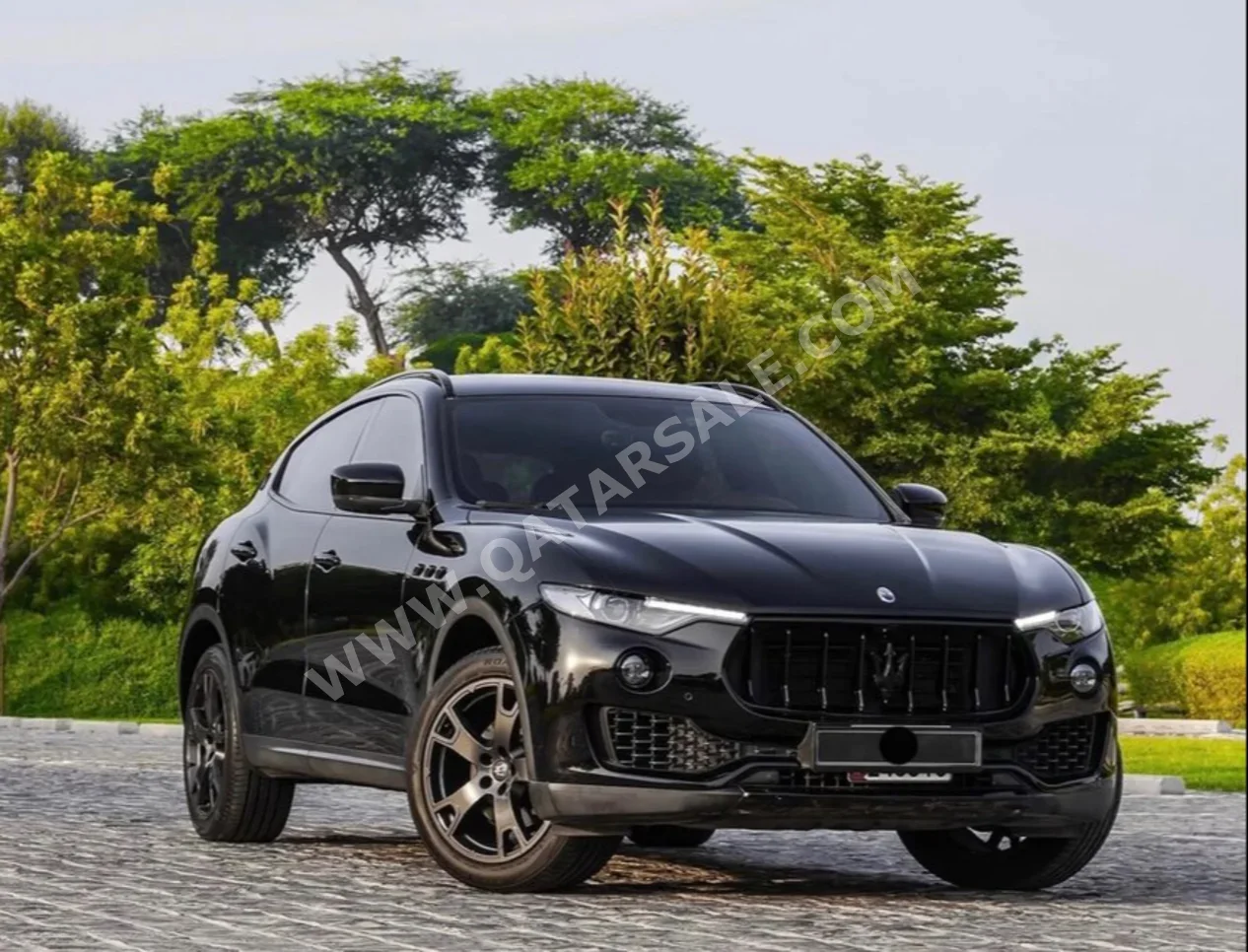 Maserati  Levante  Q4  2018  Automatic  102,000 Km  6 Cylinder  Four Wheel Drive (4WD)  SUV  Black
