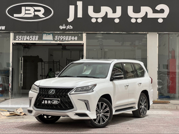 Lexus  LX  570 S  2016  Automatic  350,000 Km  8 Cylinder  Four Wheel Drive (4WD)  SUV  White