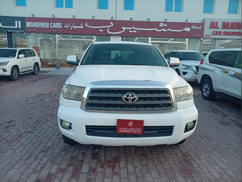 Toyota  Sequoia  SR5  2013  Automatic  370,000 Km  8 Cylinder  Four Wheel Drive (4WD)  SUV  White