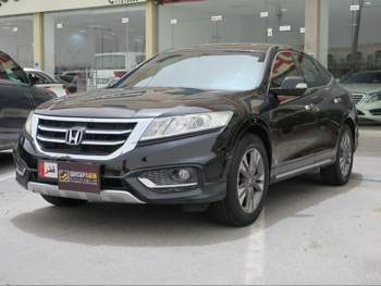 Honda  Accord  Crosstour  2015  Automatic  100,000 Km  6 Cylinder  Front Wheel Drive (FWD)  Coupe / Sport  Black
