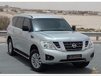 Nissan  Patrol  XE  2017  Automatic  295,000 Km  6 Cylinder  Four Wheel Drive (4WD)  SUV  Beige